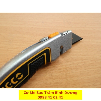 Dao rọc giấy cao cấp HUK6128